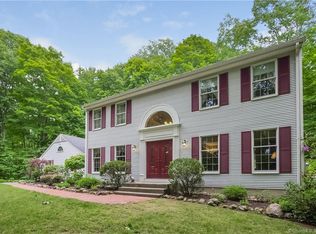 260 Rockwood Dr, Southington, CT 06489