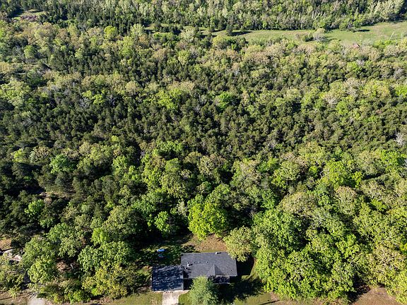 5th image of 3871 Casey Road