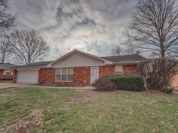 1700 Menard Dr, Belleville, IL 62220