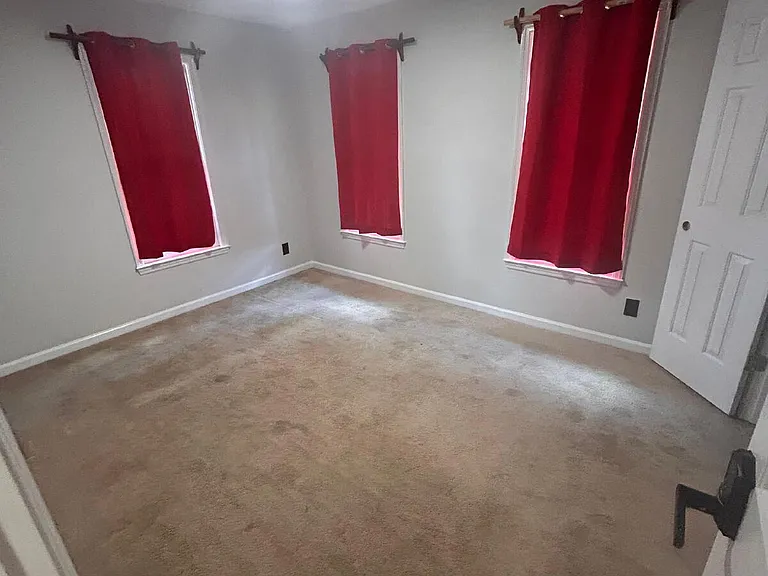 420 Andros Dr #4 — Photo 2