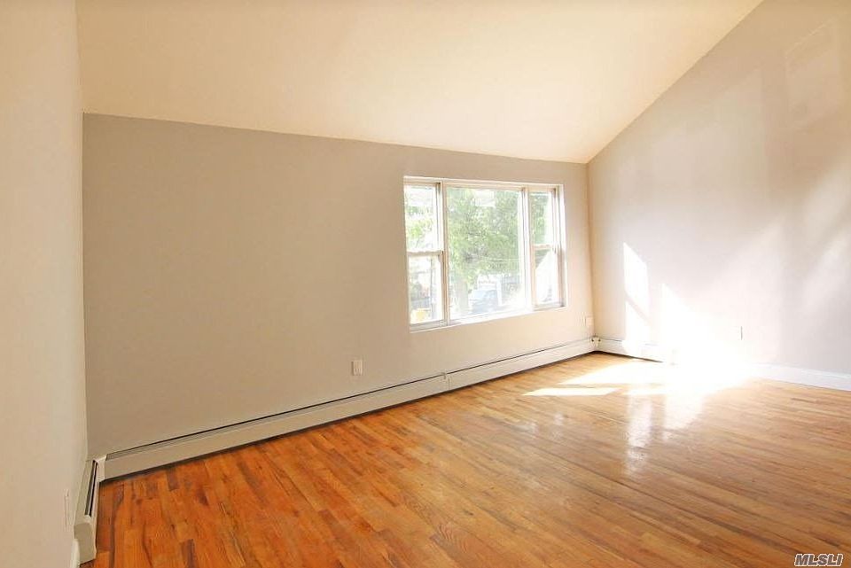 1st image of 16110 Baisley Blvd #2