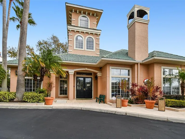 5211 Bay Club Cir — Photo 29