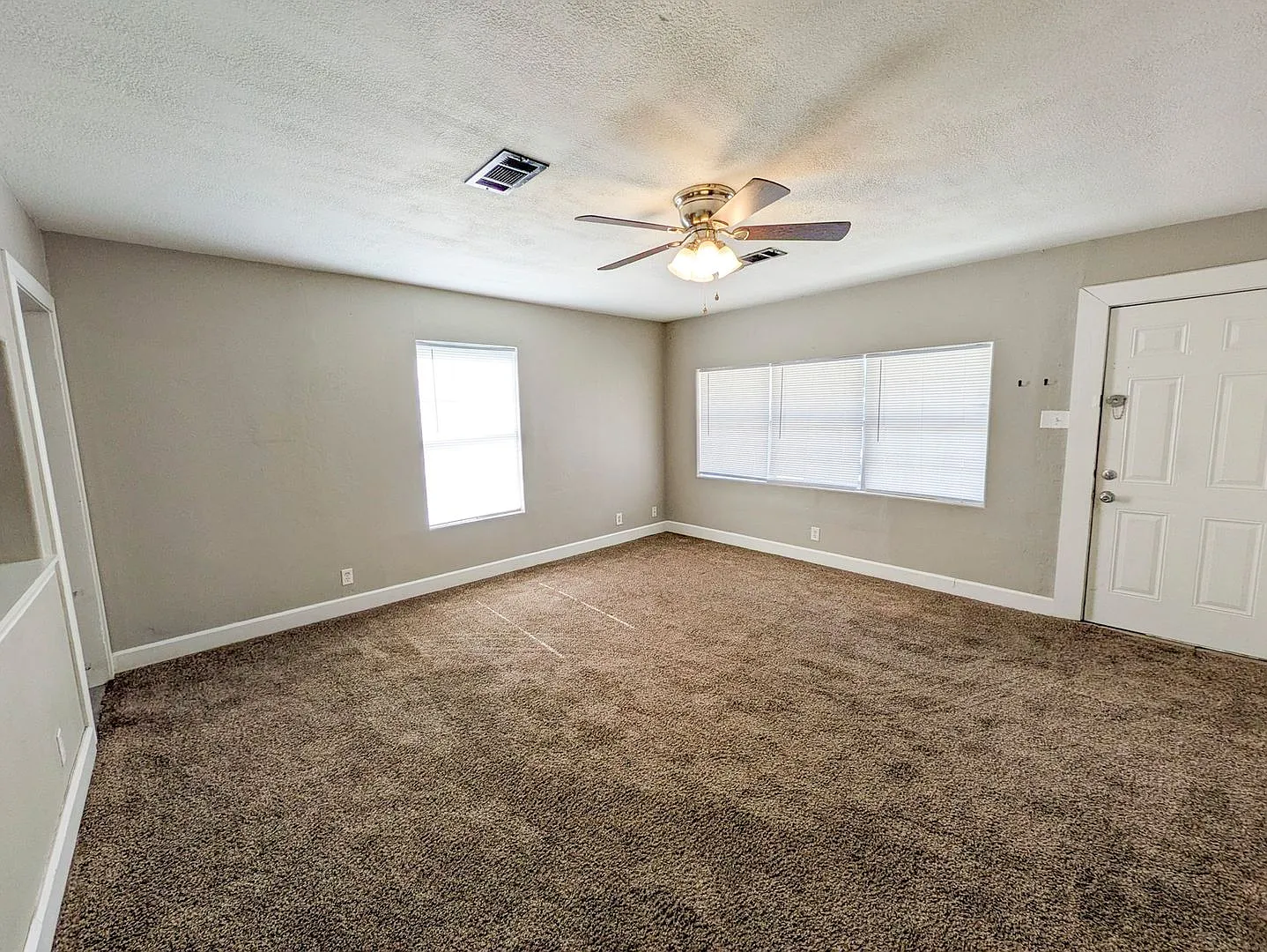 290 Hebert Dr., Bridge City, TX 77611 — Photo 2