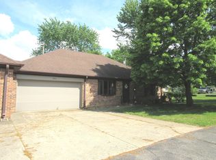 400 Glenn Knecht Dr, Crawfordsville, IN