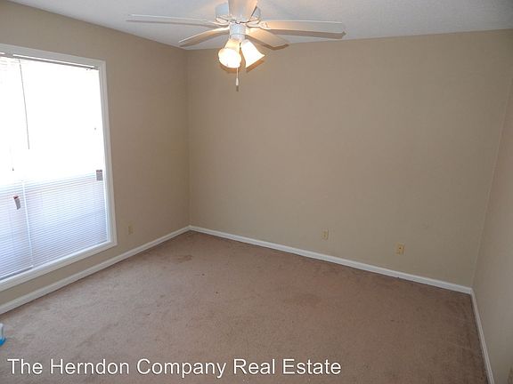 2nd image of 4017-A/B Northlake Dr