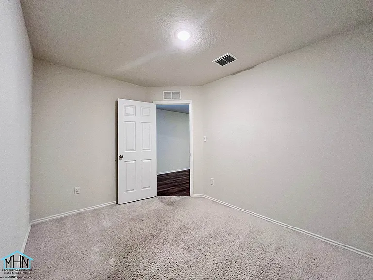 6318 Sycamore Run — Photo 20