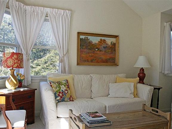 2nd image of 37 Oak Glen #N
