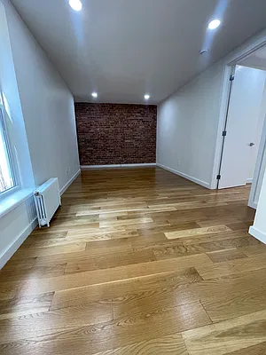 Rented by PMG Real Estate  | media 7