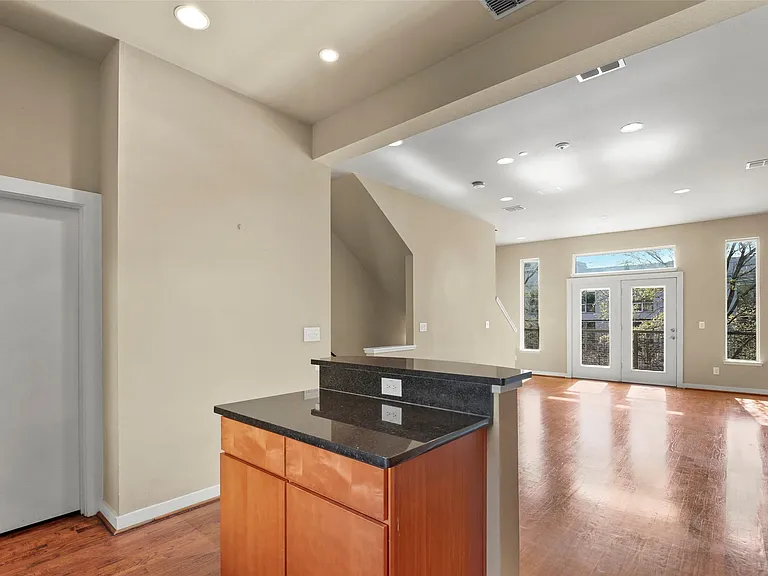 3800 Holland Ave #4 — Photo 19