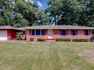 300 Sherwood Dr, Dothan, AL 36303