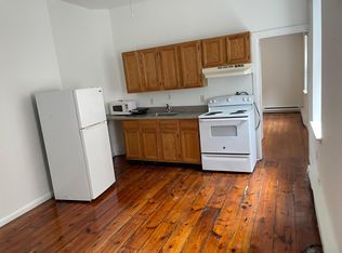 957 N 6th St #2R, Philadelphia, PA 19123