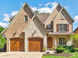735 S Madison Ave, La Grange, IL 60525