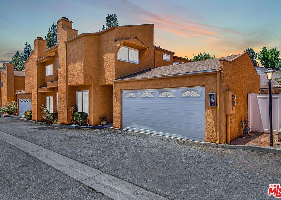 1st image of 14294 Foothill Boulevard #105