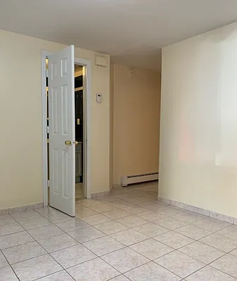 Rented by REALTY QUEST NEW YORK INC | media 1