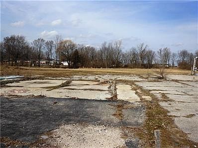 2nd image of 7586 W State Road 28