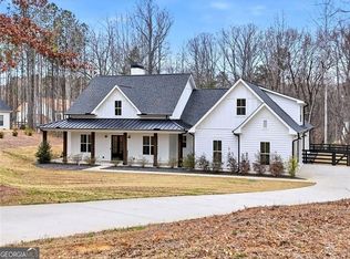 877 Arnold Mill Rd, Woodstock, GA 30188