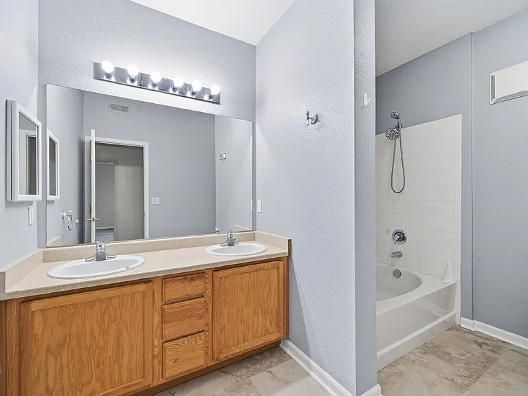 5745 N Genoa Way #13-303 — Photo 20
