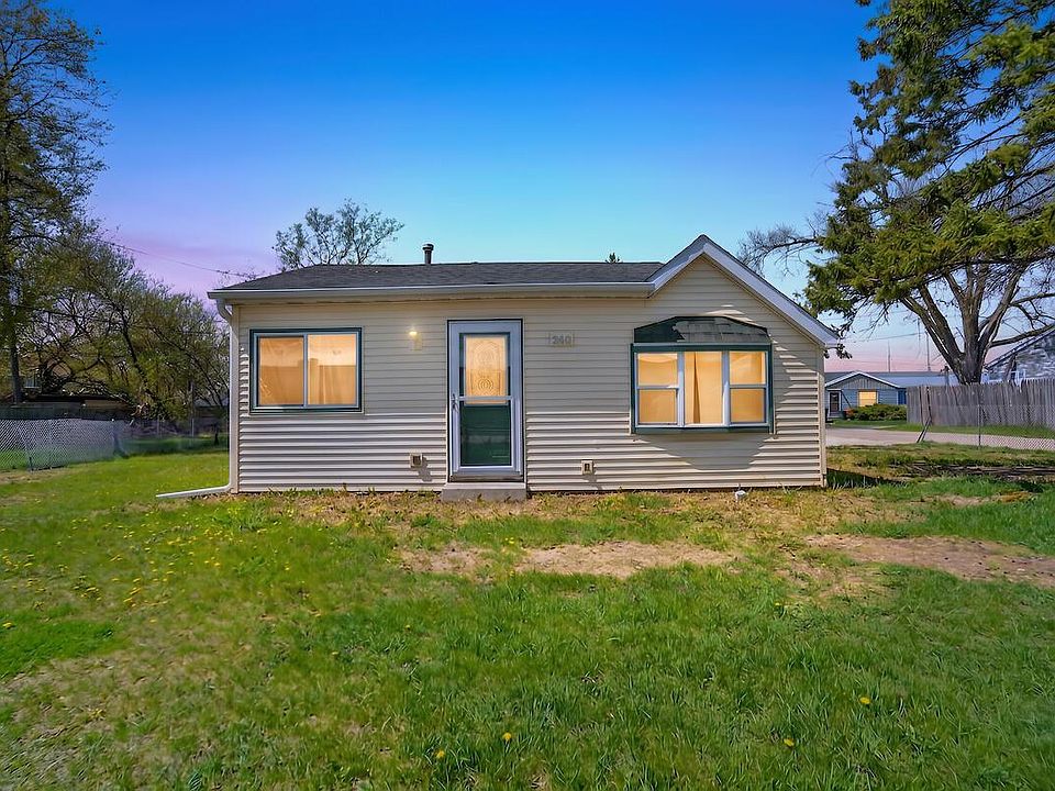 1st image of 2412 Eaton LANE