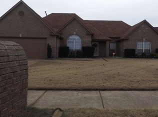 7461 Holly View Dr, Memphis, TN 38125