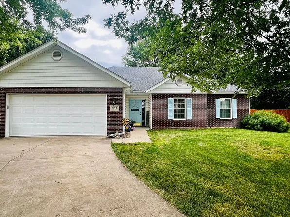 507 Fall Ct, Ashland, MO 65010