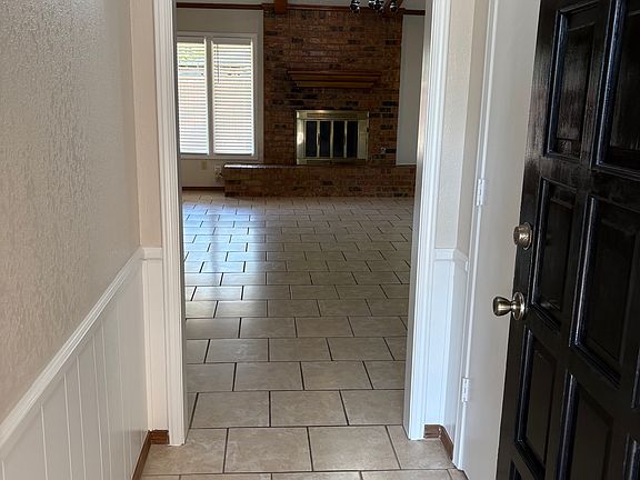 3rd image of 5218 91st St