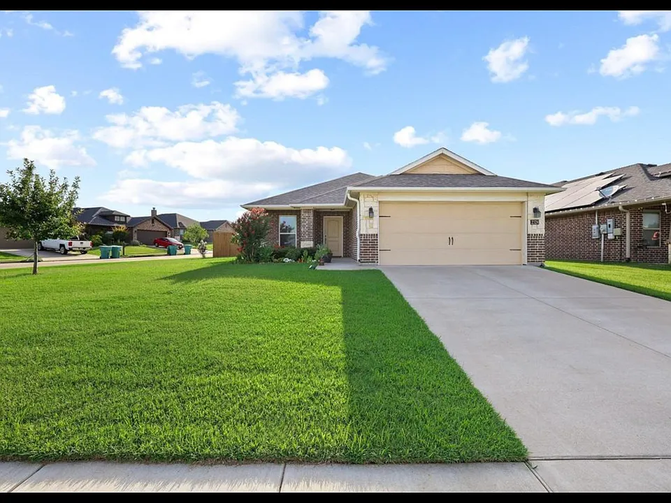 2324 Southridge Ln