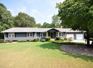 2351 Hembree Dr, Marietta, GA 30062
