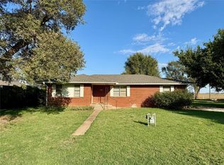 200 Means St, Rocky, OK 73661