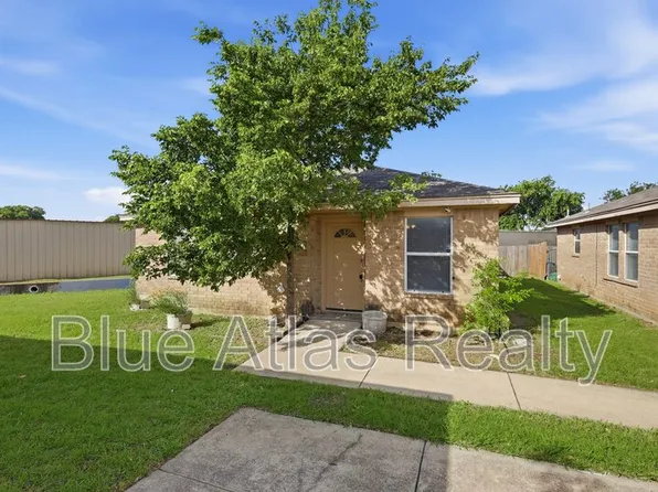 125 Cambridge Dr APT 4, Saginaw, TX 76179
