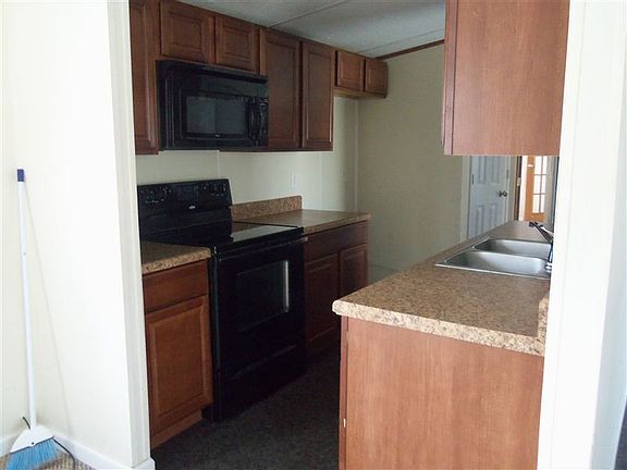 67b kitchen