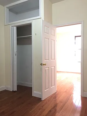 Rented by Crosstown Apartments NYC | media 10