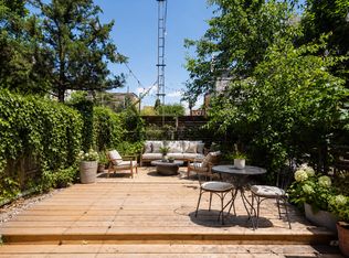 100 Franklin St #1, Brooklyn, NY 11222