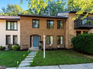 20429 Meadow Pond Pl, Gaithersburg, MD 20886