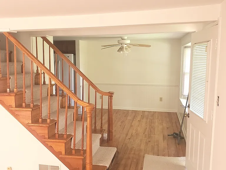 625 Southwood Rd — Photo 4