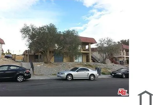 2 bed, 1031 sqft, $1,895 — Photo 2