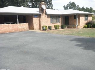 1300 Hilltop Rd, Alexander, AR 72002