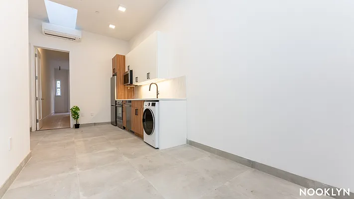 Rented by Nooklyn NYC LLC | media 1