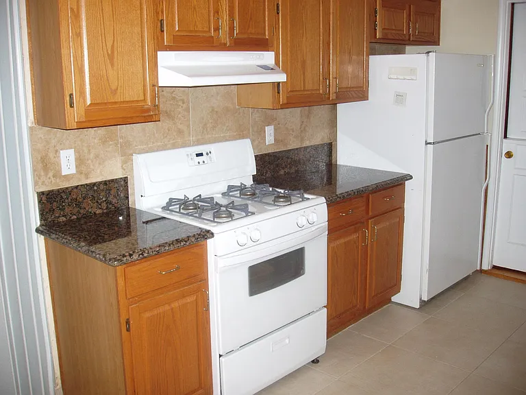 6361 San Marino Cir — Photo 13
