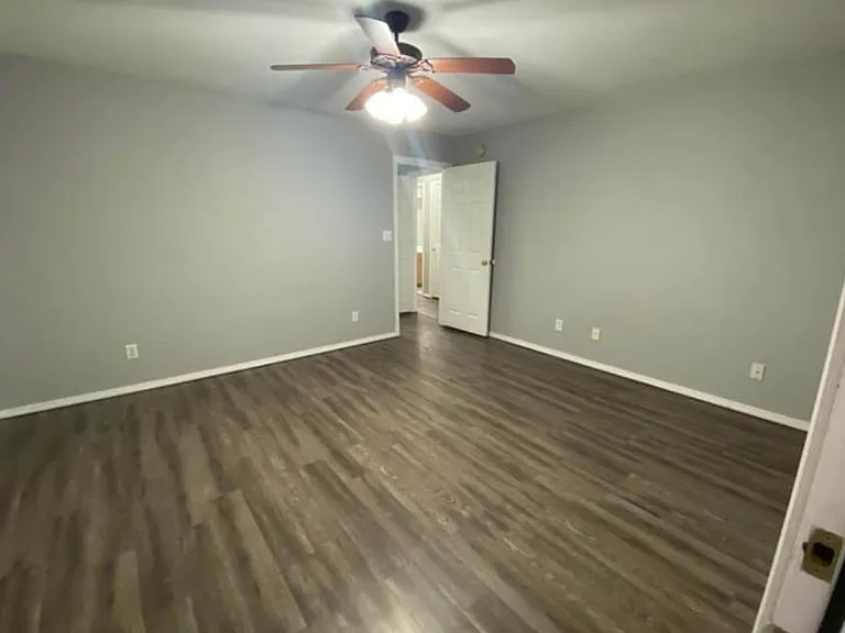 405 Rena Rd — Photo 4