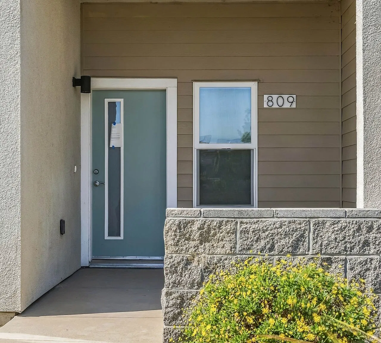 Move-In Now & Receive October Rent For Free! — Photo 3