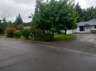 424 Ardmore Ave, Medford, OR