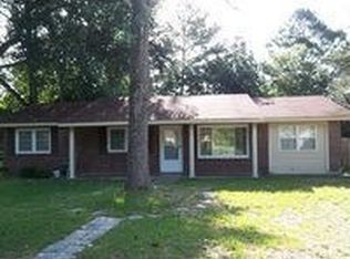 407 Rogers Rd, Hinesville, GA 31313