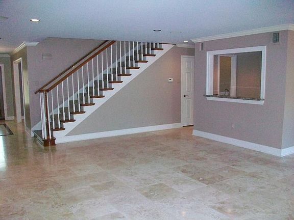 3rd image of 319 Country Club Dr