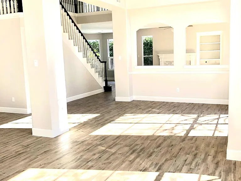 5711 Silver Bay Ct — Photo 5