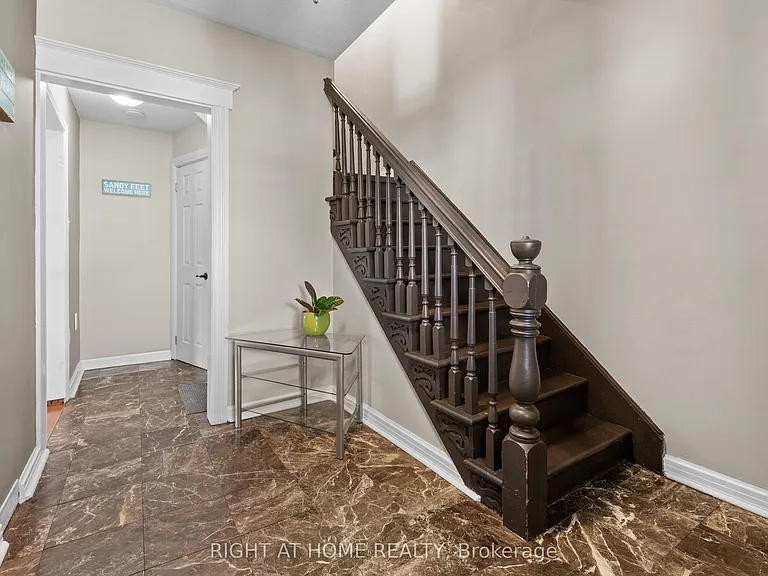 204 Beach Blvd — Photo 4