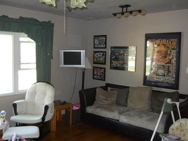2nd image of 56875 Pinecrest Dr