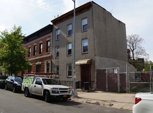 77 Clay St, Brooklyn, NY 11222
