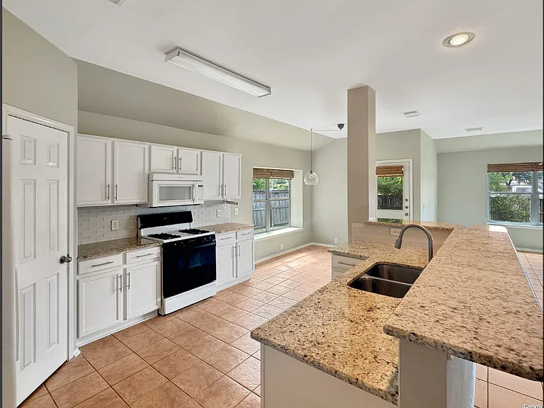 8211 Ellerston Blvd — Photo 3