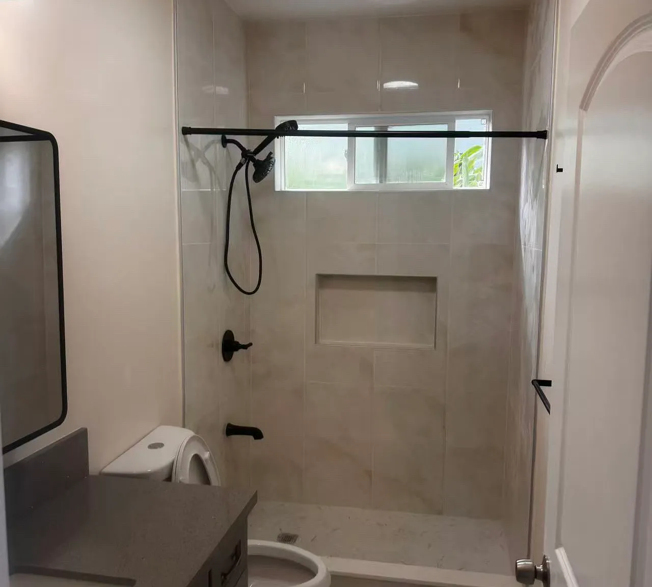 2 bed, $2,200 — Photo 2