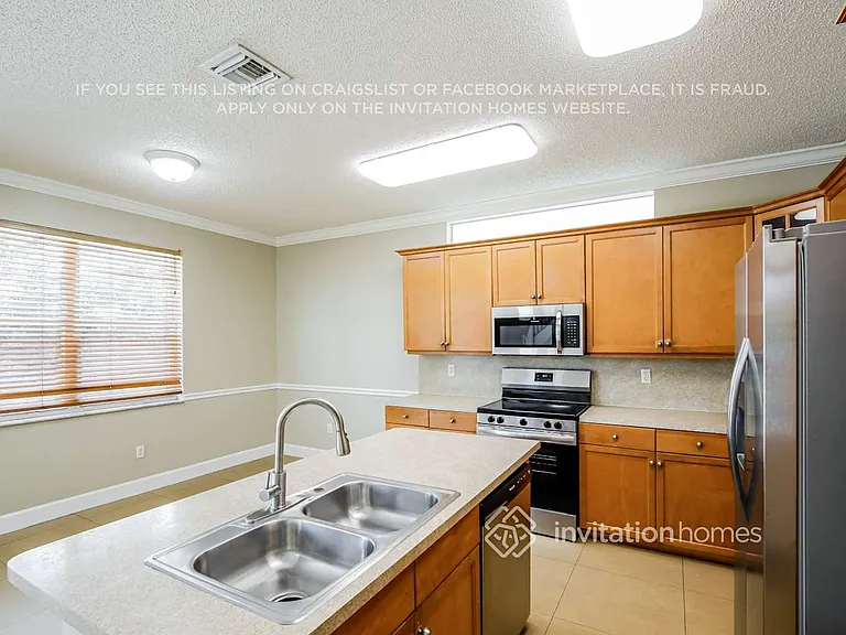 15891 SW 48th Mnr — Photo 7